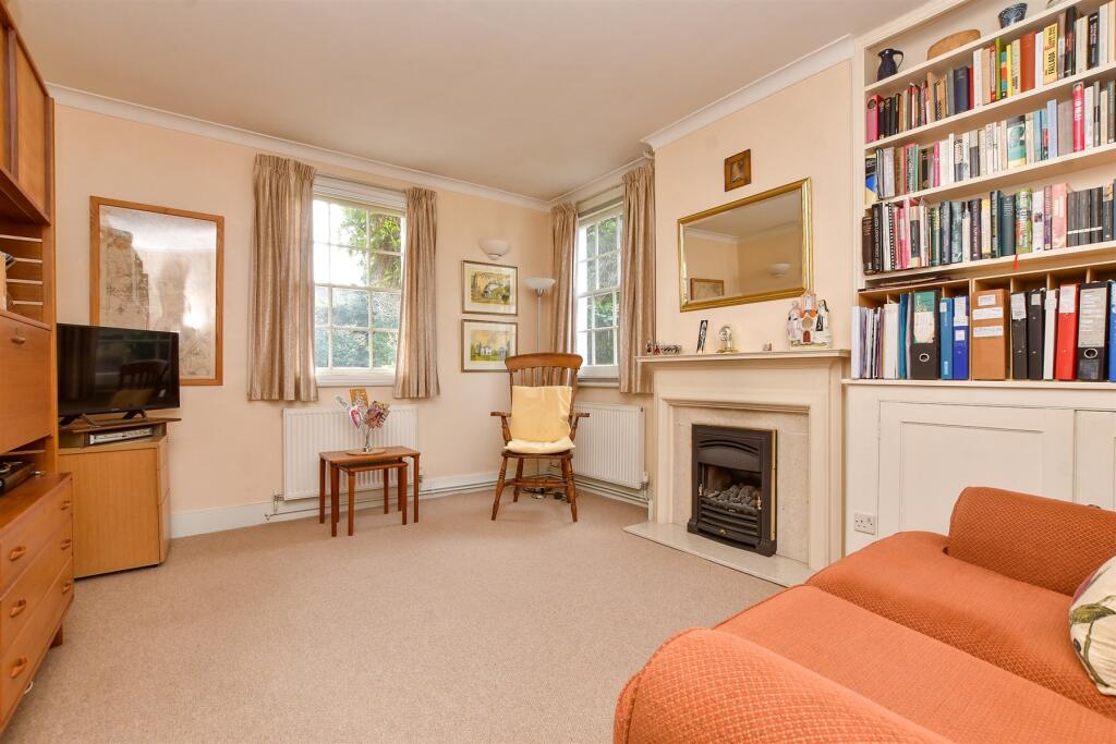 Westcroft Road, Carshalton, Surrey photo 4