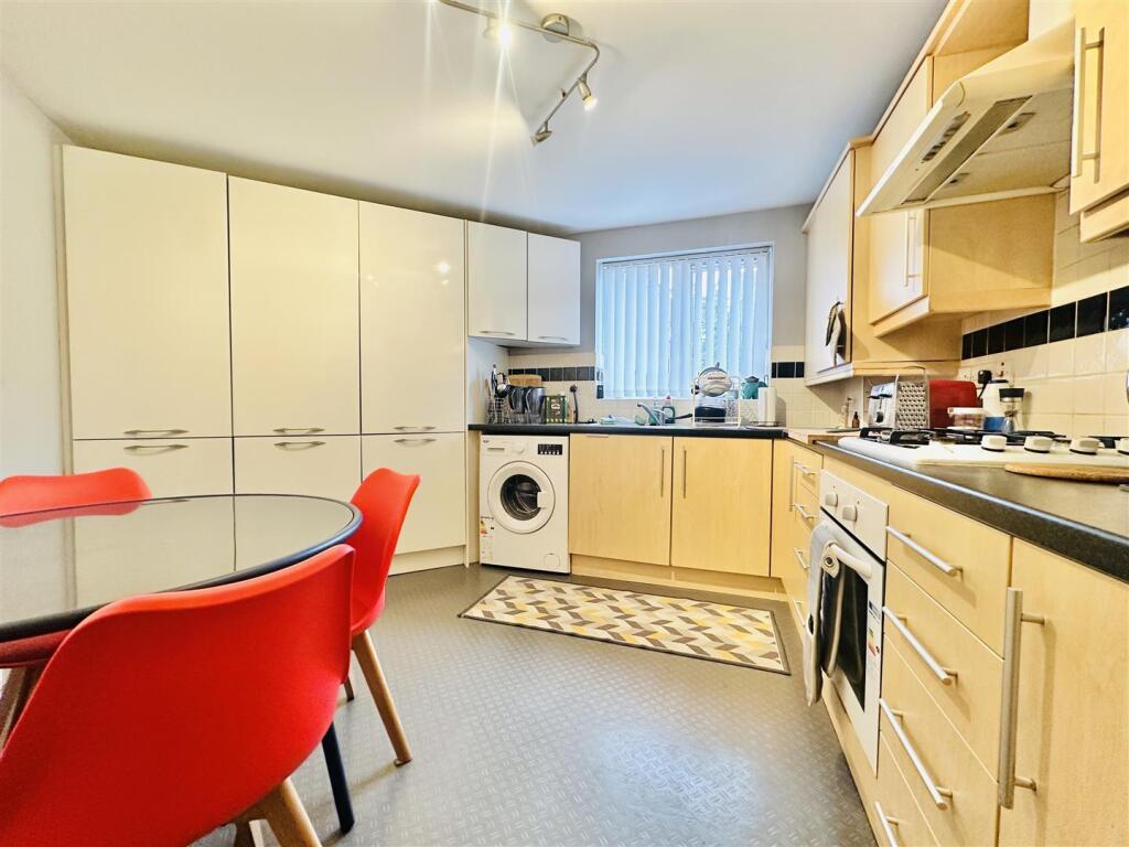 Larchmont Road, Leicester photo 3