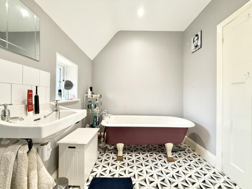 Additional image 32 of Ilchester Road, Yeovil, Somerset