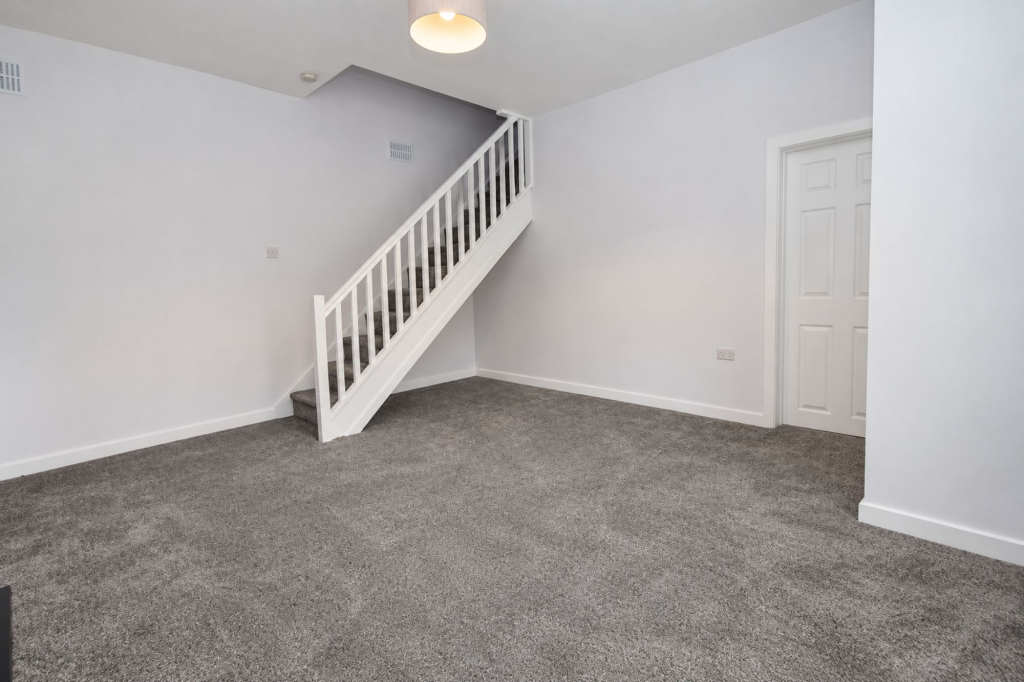 House in Oldham - View 5