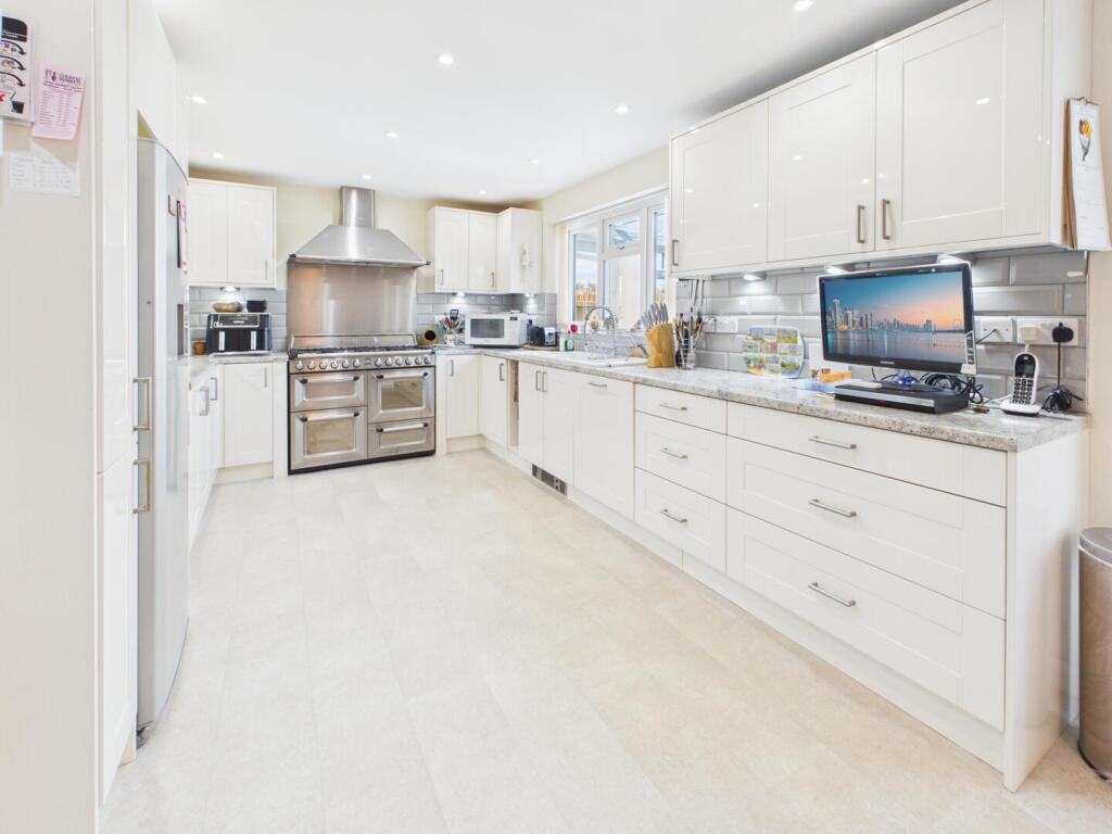 House in East Lindsey, Woodhall Spa - View 3