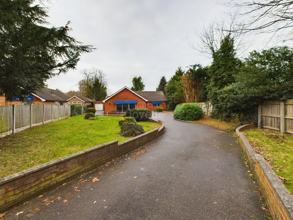 Main image of property: Newark Road, Lincoln, LN6