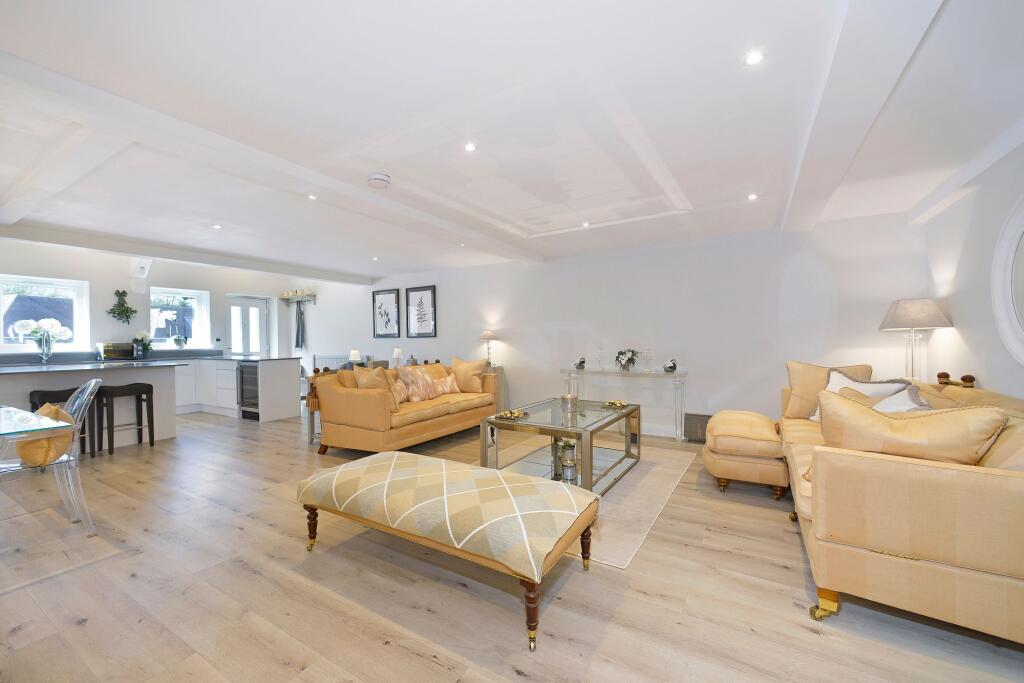 House in Waverley, Alfold - View 3