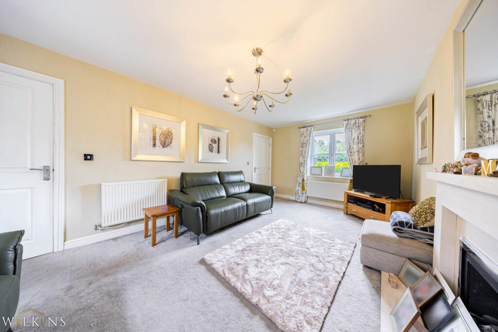 House in Tamworth, Staffordshire - View 4