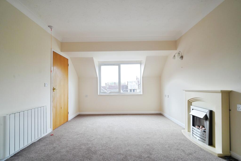 Hillyard Court, Wareham photo 4