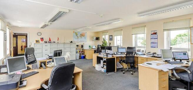 Office 1.JPG