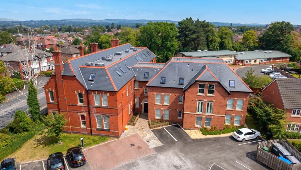 Main image of property: Cherry Tree House, Hornbeam Close, Great Moor, Stockport, Cheshire, SK2