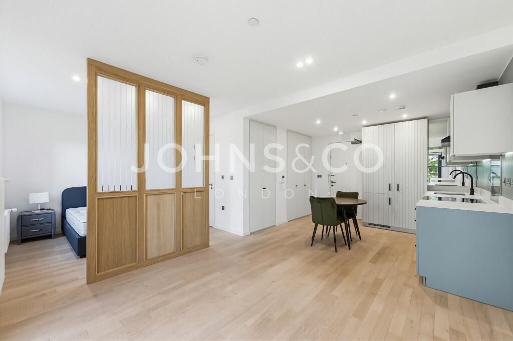 Apartment in London - View 5