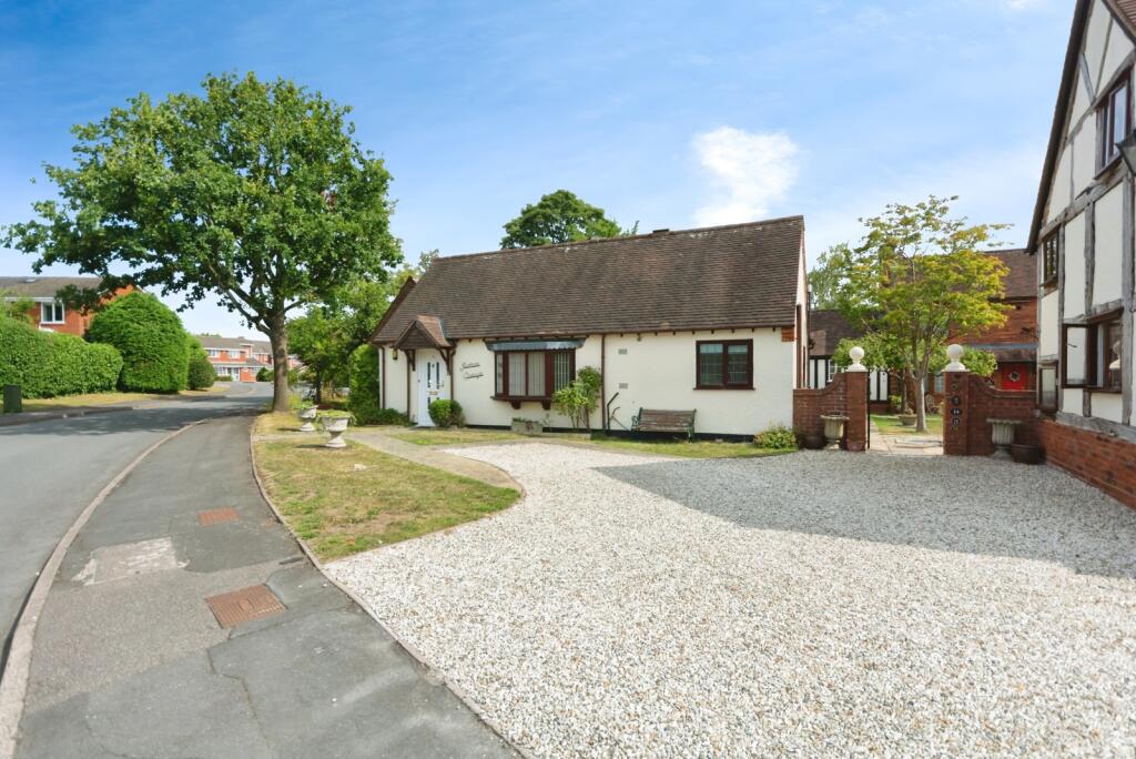 Main image of property: Stonebow Avenue, Solihull, West Midlands, B91