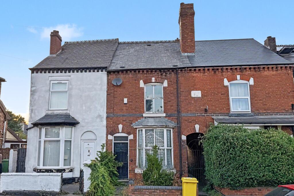 Main image of property: 47 Walsall Road, Darlaston, West Midlands, WS10 9JS