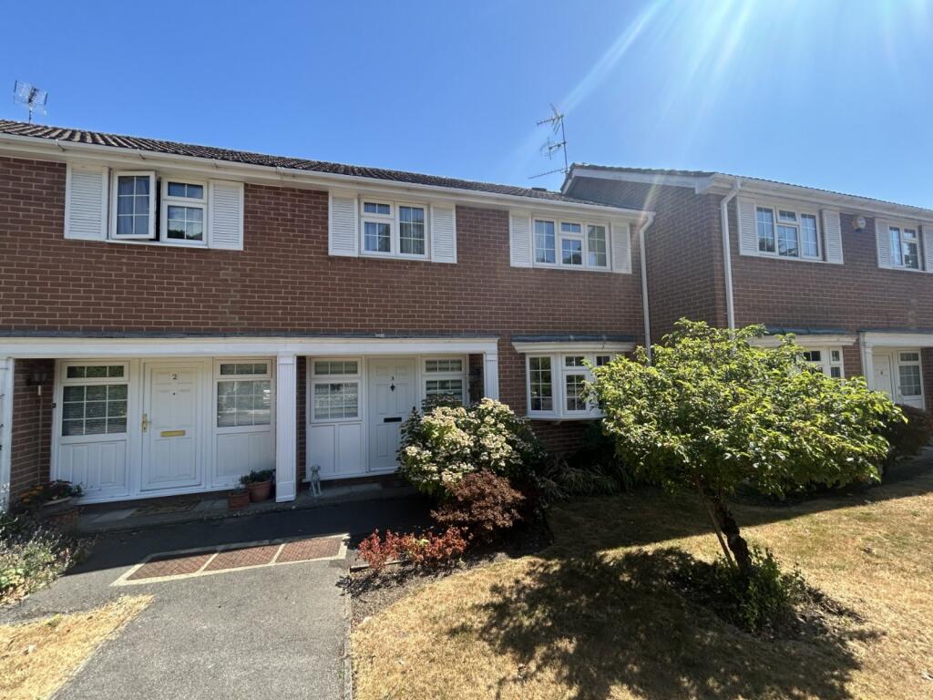 Main image of property: Glebe Court, Fleet, Hampshire, GU51