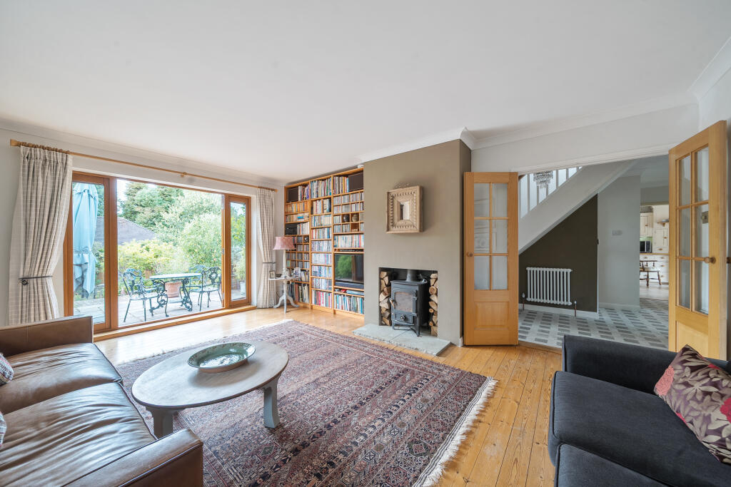 House in Guildford - View 4