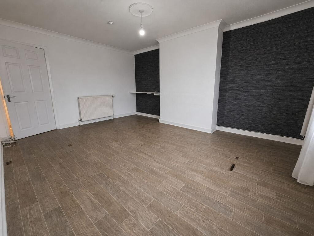 Bowfield Crescent, Penilee, Glasgow, G52 photo 3