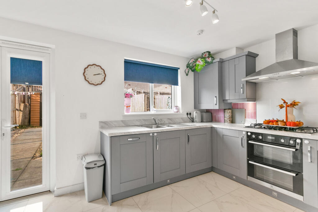 House in Larkhall, Meadowhill, The Willows - More