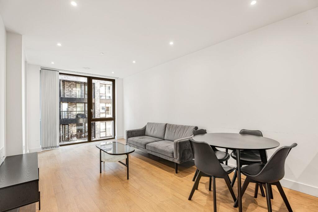 Main image of property: New Village Avenue,
East India and Lansbury, E14
