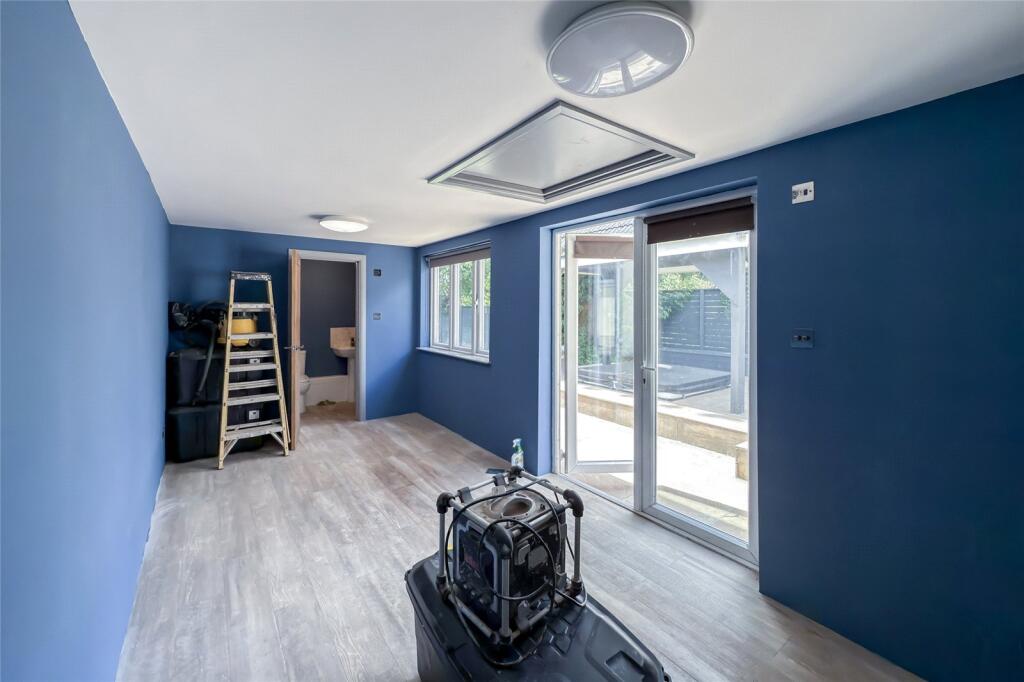 Additional image 14 of Tippendell Lane, Park Street, St. Albans, Hertfordshire, AL2