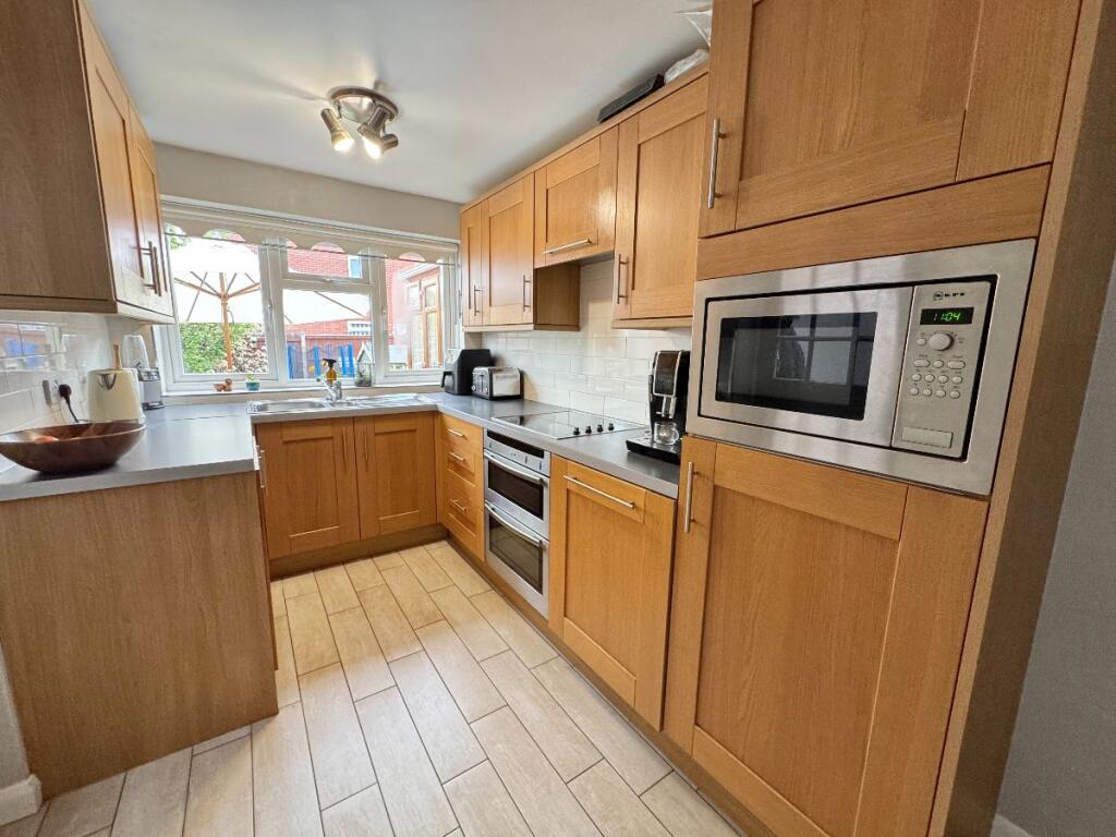 House in Birmingham, Lyndon Green - View 3