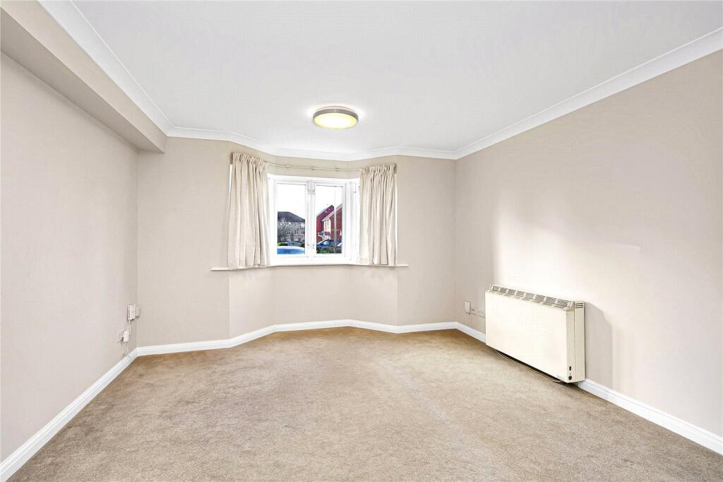 Varsity Drive, Twickenham, TW1 - View 2
