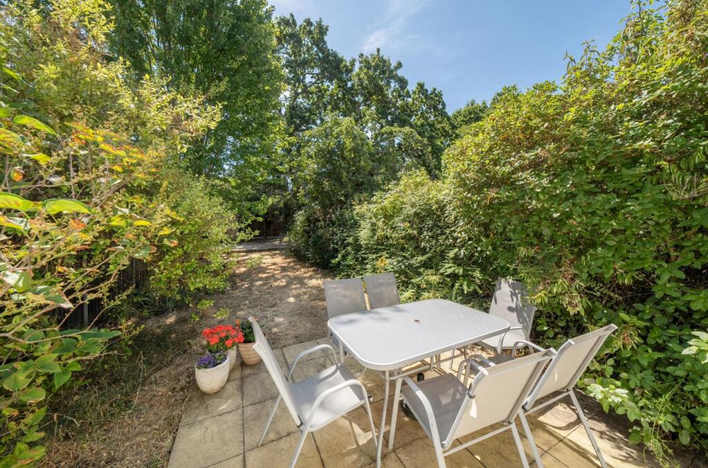 House in London - View 4