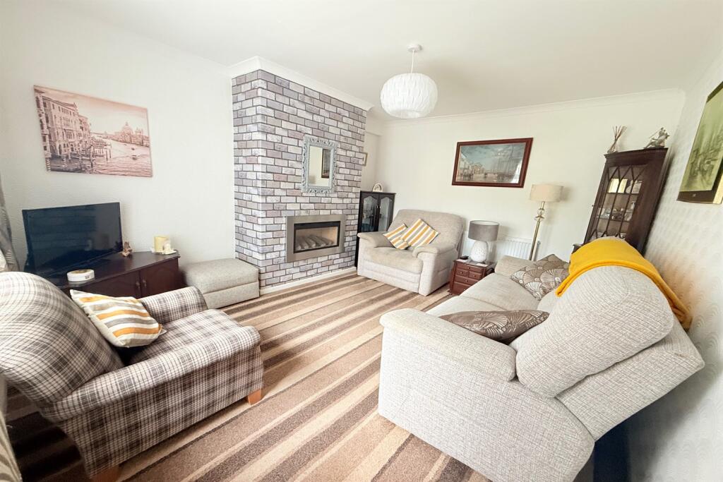 Boston Avenue, Runcorn, WA7 5XJ - View 5