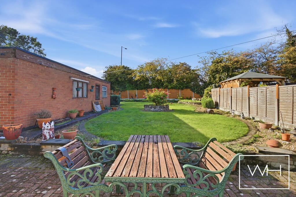 37, Rose Crescent, Scawthorpe,  photo 2