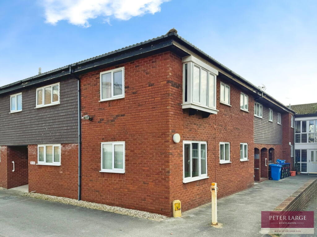 2-bed flat on 13 Plastirion Court, Russell Road, Rhyl, LL18 3DJ, £75,000