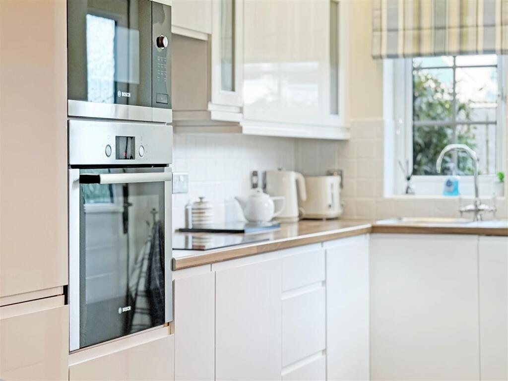 White House Close, Instow, Bideford photo 4
