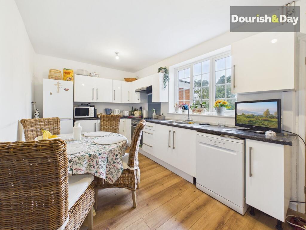 House in Stoke-on-Trent - View 2