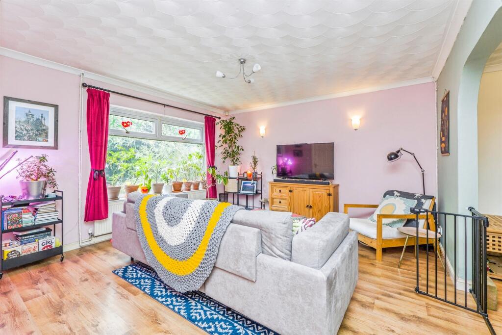 Main image of property: Bryn Pinwydden, Pentwyn, Cardiff