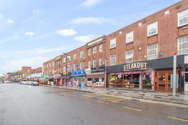 Main image of property: High Street, Slough, SL1