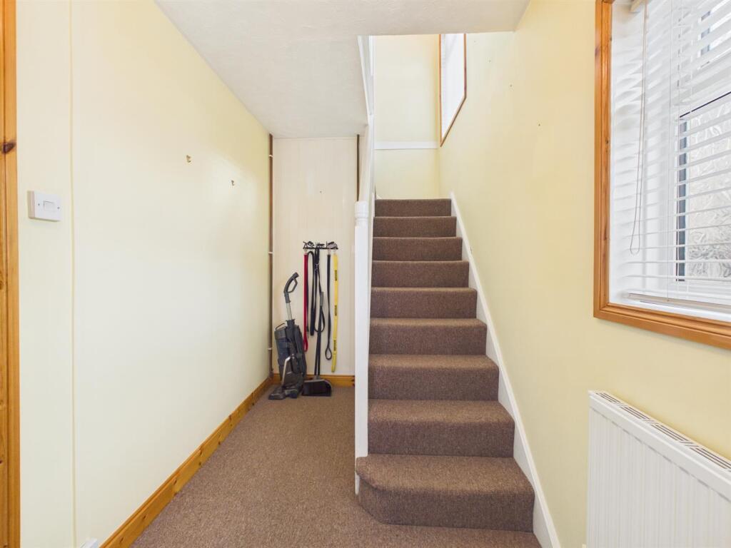 Landseer Avenue, Lockleaze, Bristol photo 4