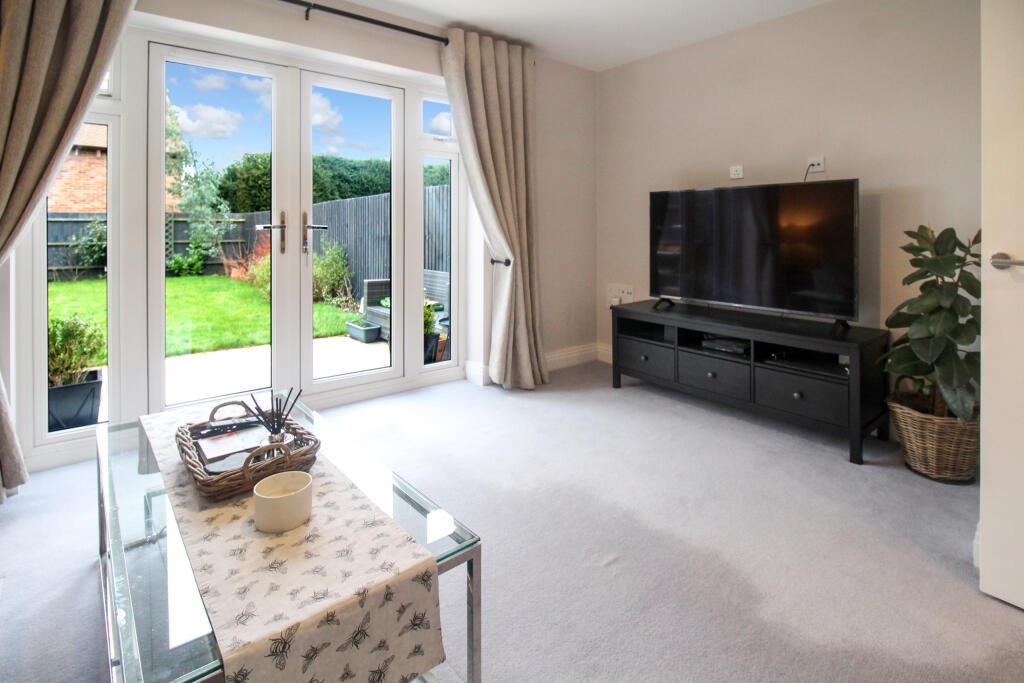 Maple Lane, Burton Green, Kenilworth, Warwickshire - View 2