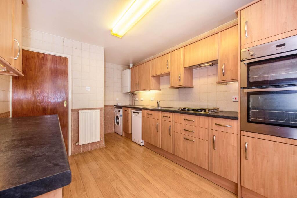 House in Portsmouth - View 5