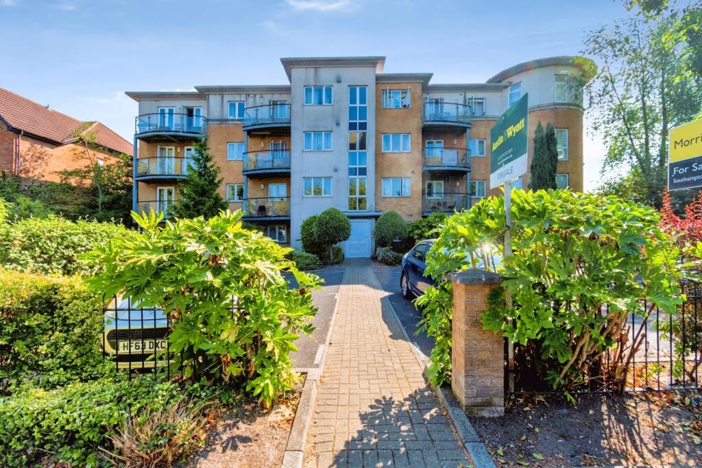 Main image of property: Hill Lane, Southampton, Hampshire, SO15