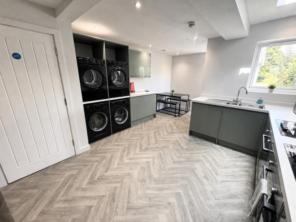Apartment in Bournemouth - More