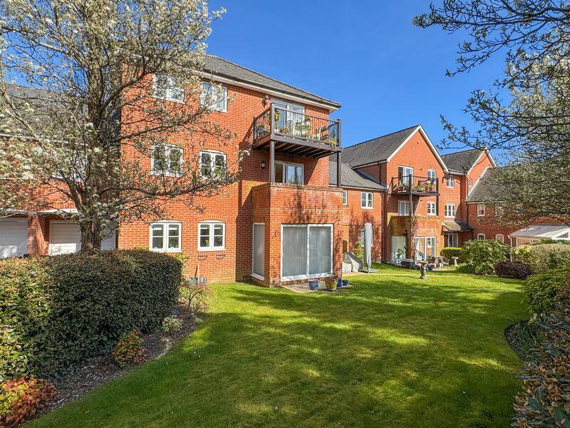 Main image of property: Bishops Waltham