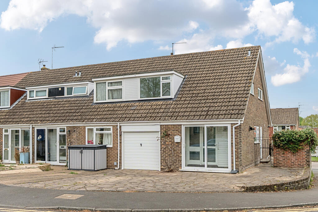 Main image of property: LEATHERHEAD