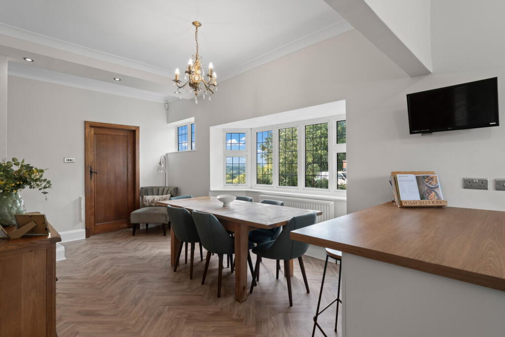House in Stoke-on-Trent - More