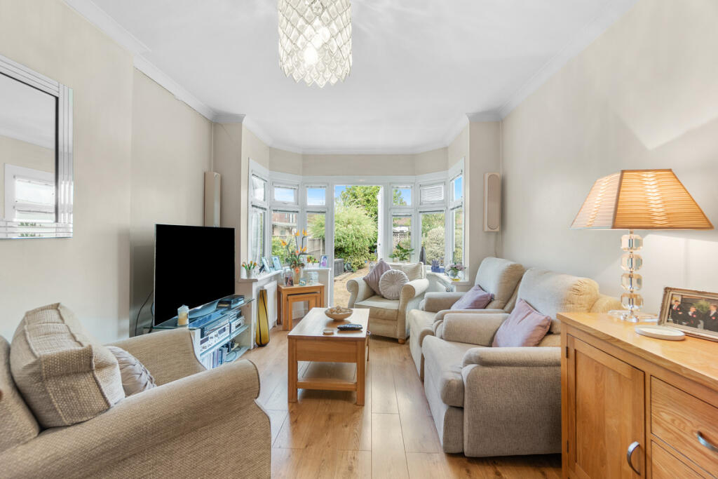 House in Spelthorne, Upper Halliford - View 5