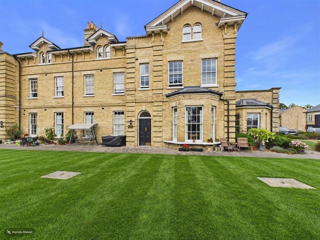 Main image of property: Emperor Road, Colchester