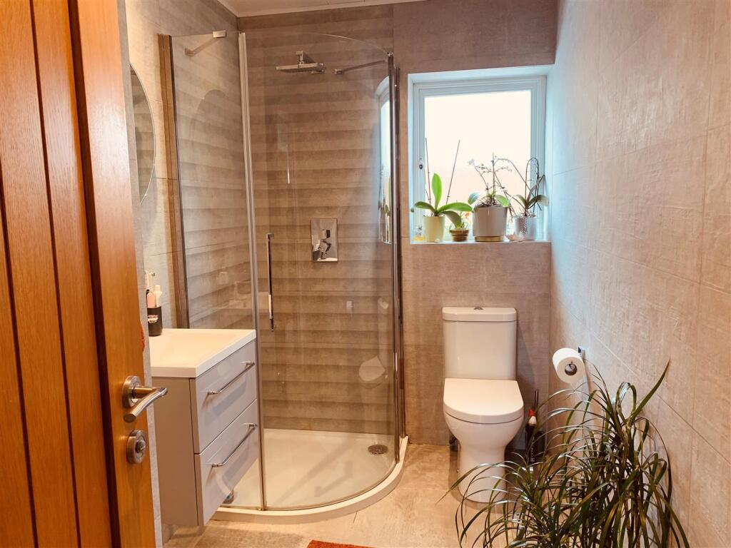 House in Taunton - View 5