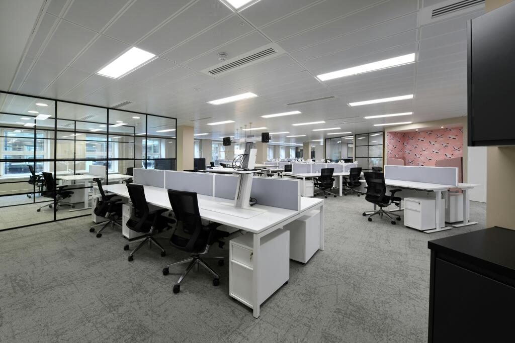 4th Floor Fitted
