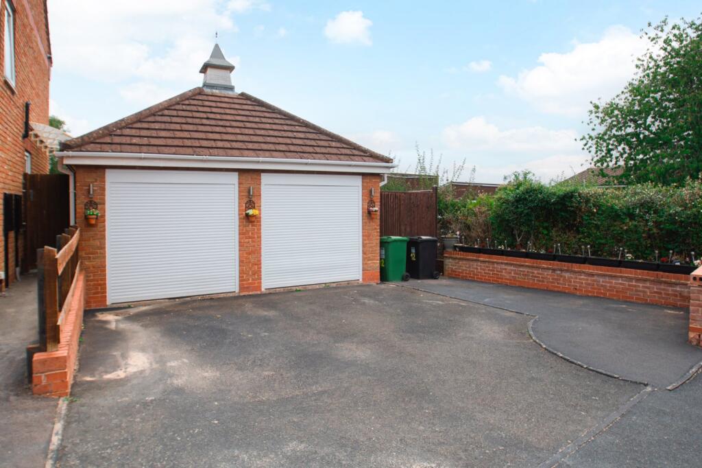 Additional image 28 of Offwell Close, Redditch, Worcestershire, B98