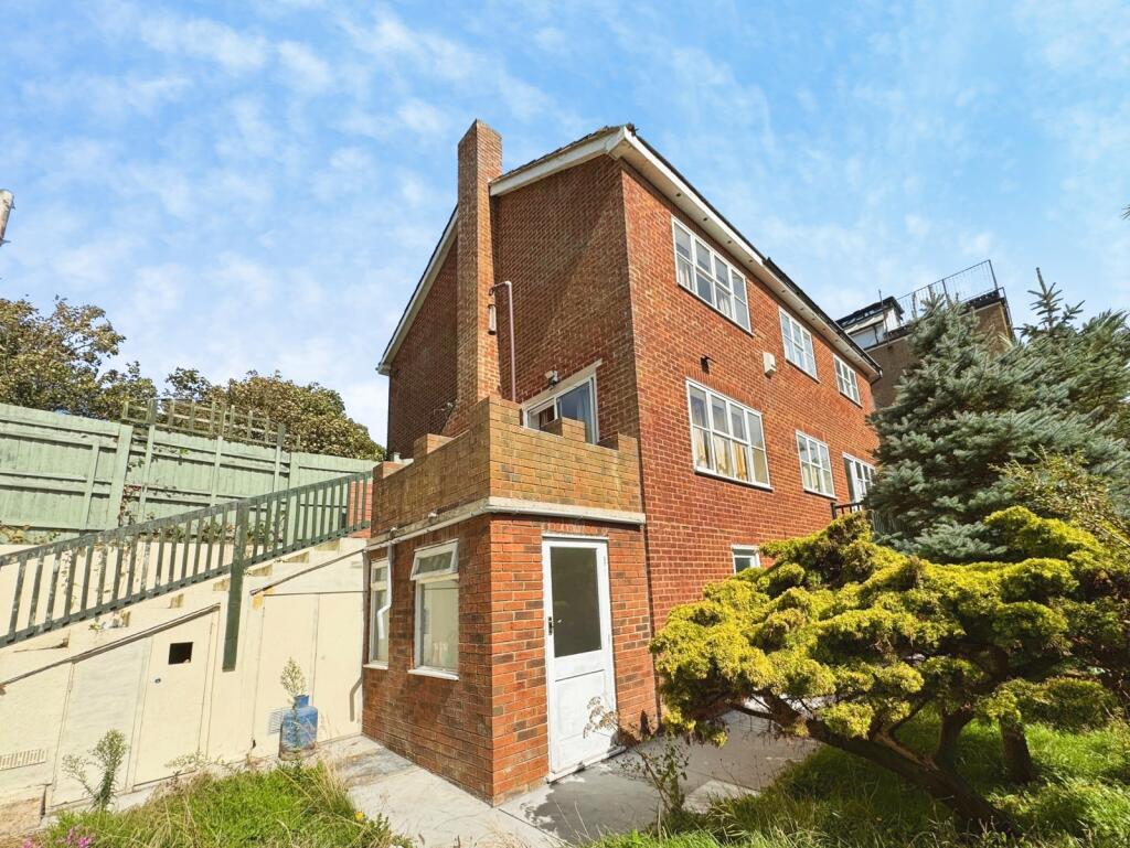 House in Tonbridge