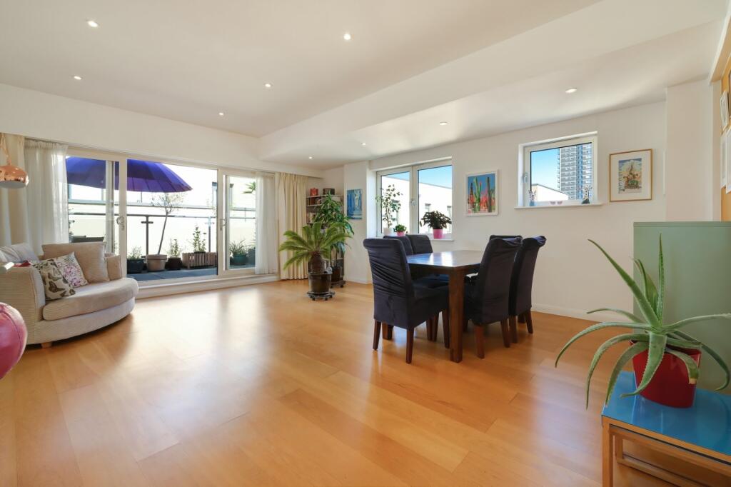 Main image of property: Artichoke Hill, London, E1W