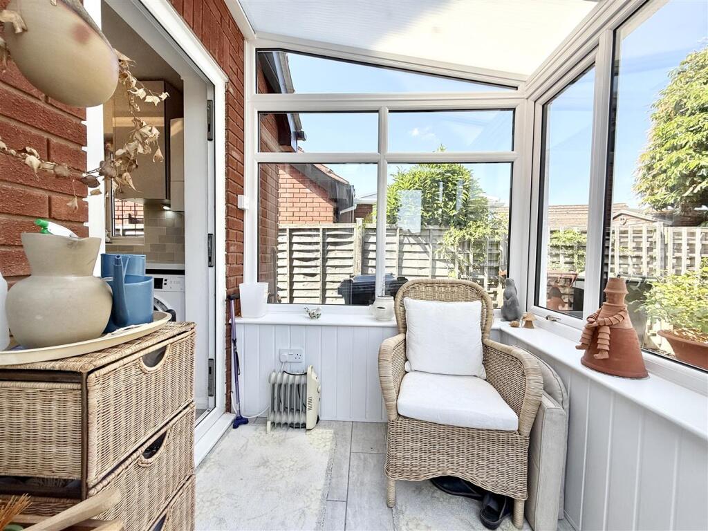 House in Bromsgrove, Romsley - More