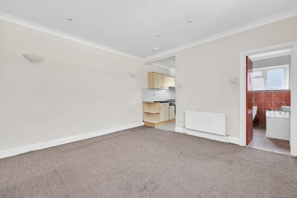 Apartment in London - View 3