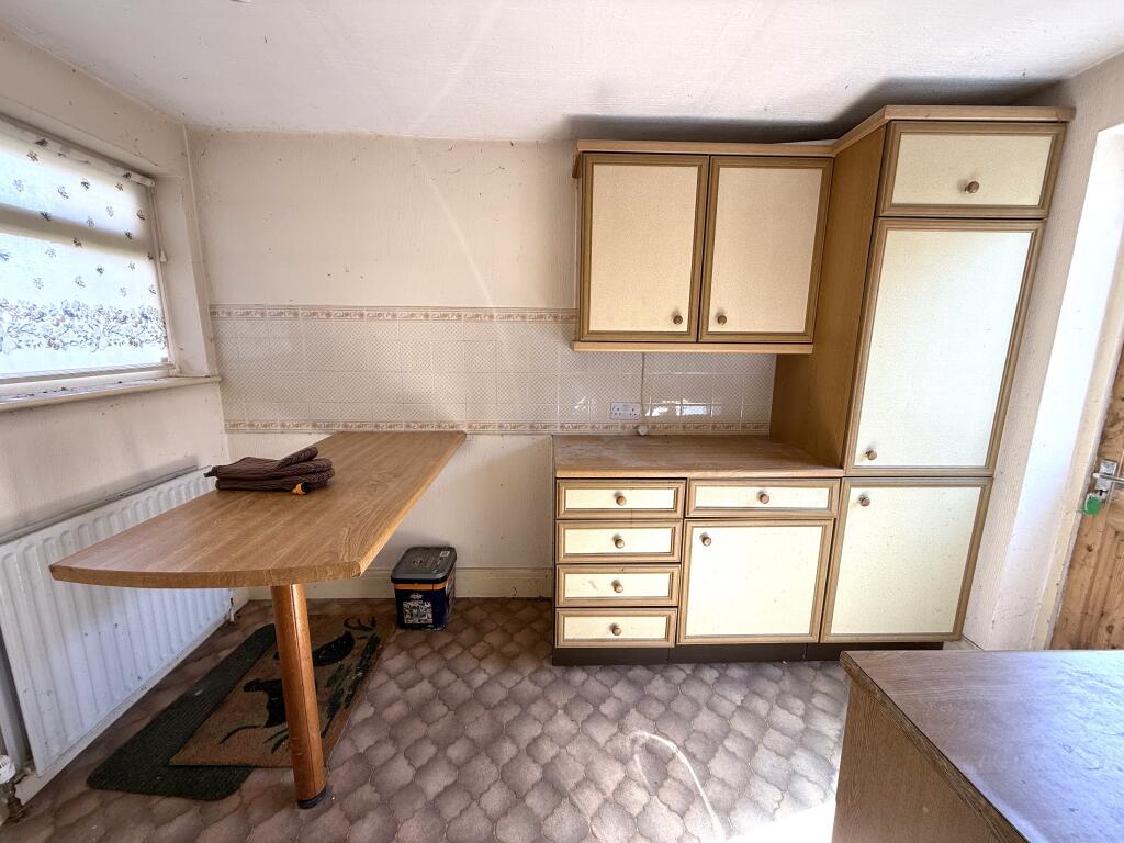 Worplesdon photo 4