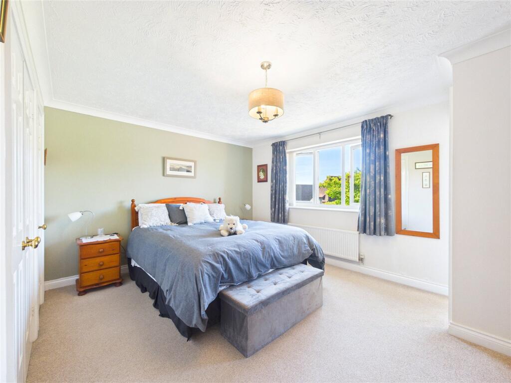 House in Malvern Hills, Leigh - View 5
