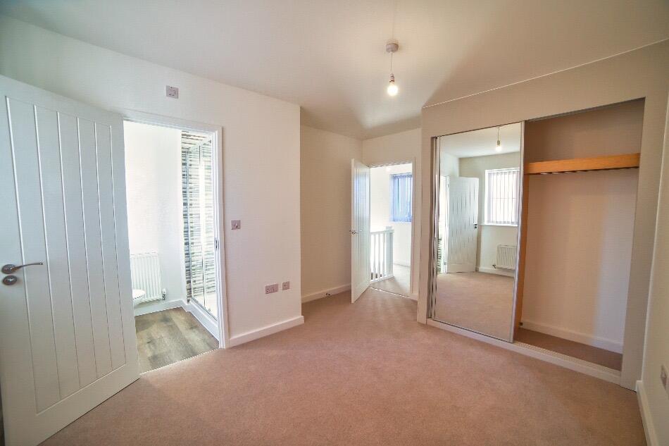 Apartment in East Hertfordshire, Maltings Place, Thorley - View 6
